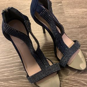 Glint heels size 5 1/2